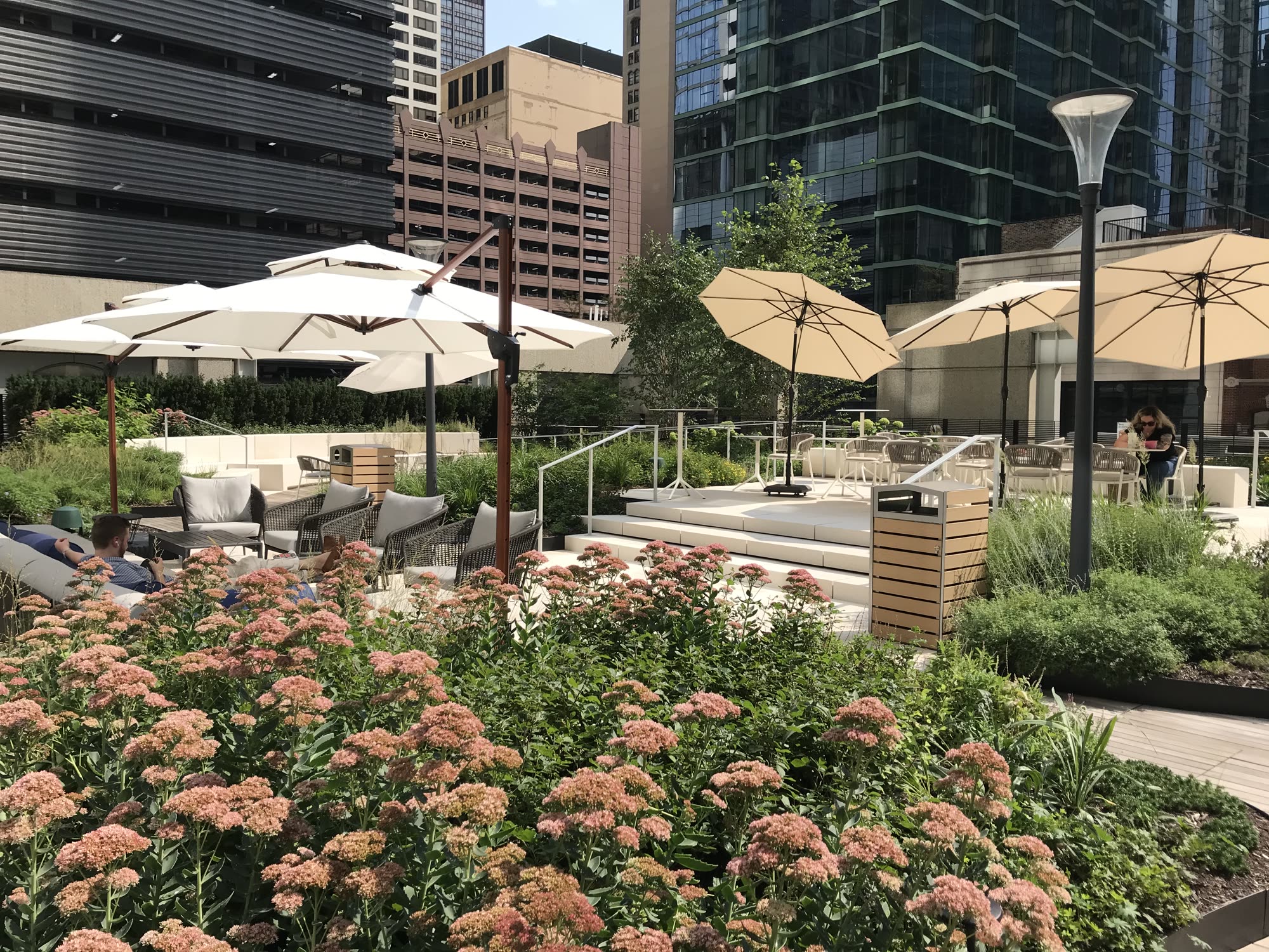 225 w wacker