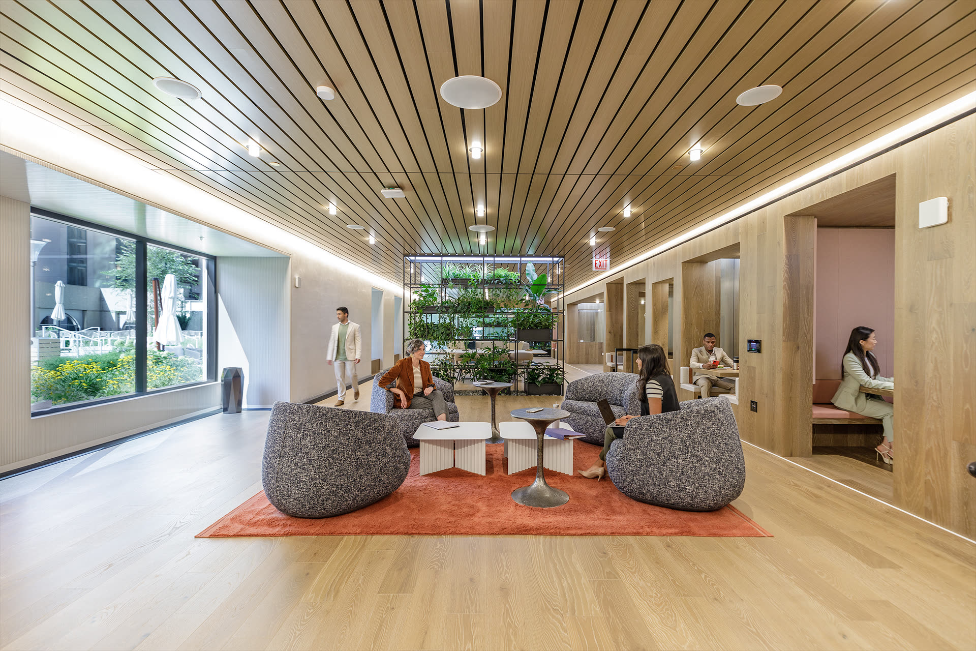 225 west wacker, interior